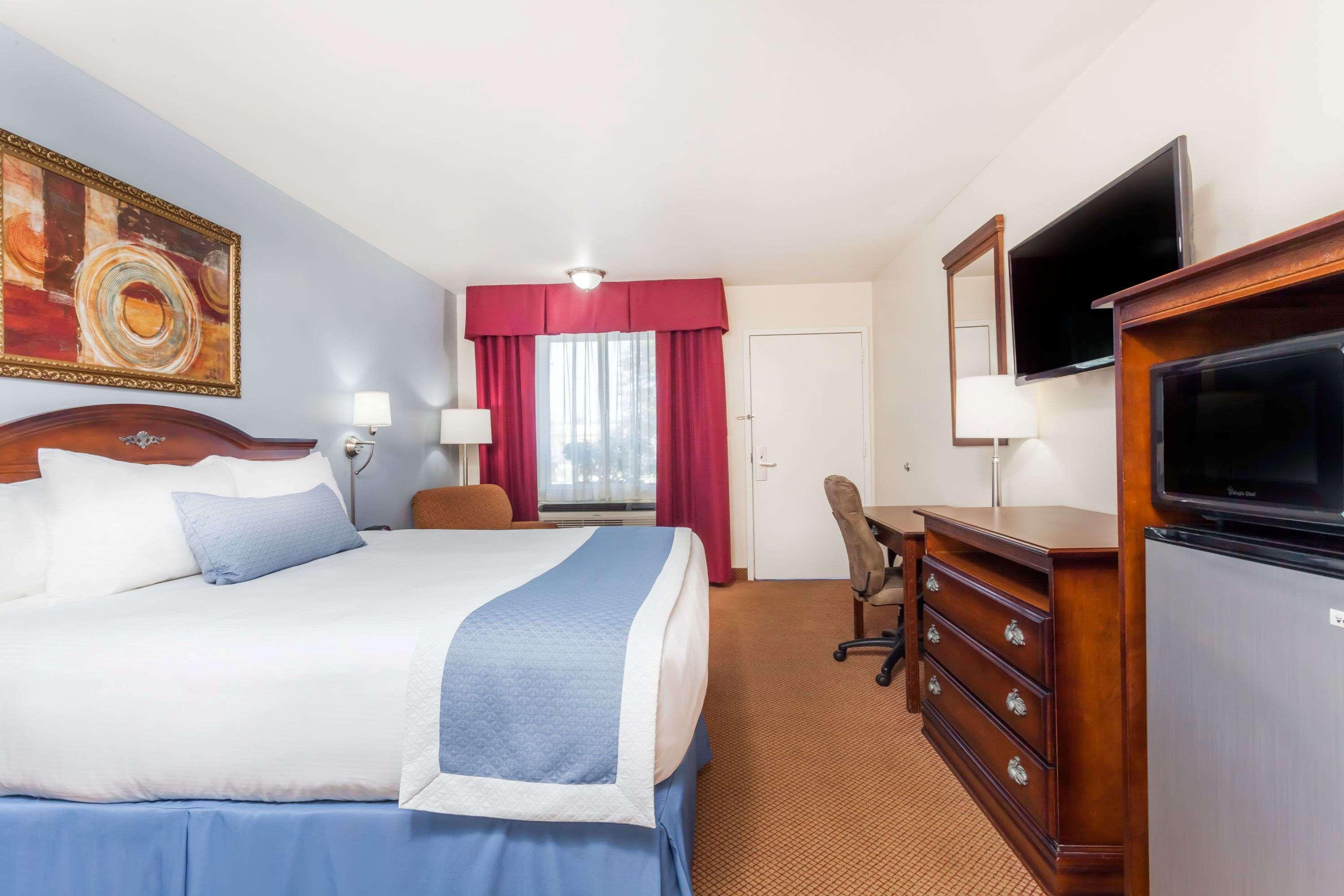 Days Inn By Wyndham Hampton Exterior foto